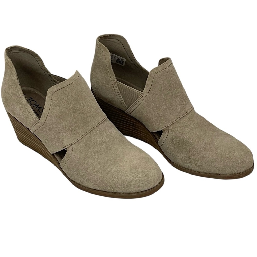 Toms Kallie Cutout Desert Taupe Suede Booties